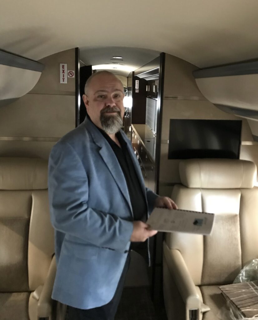How Do Sustainable 100W USB-C Charging Systems Enhance Aircraft Power Systems in Irvine, CA?